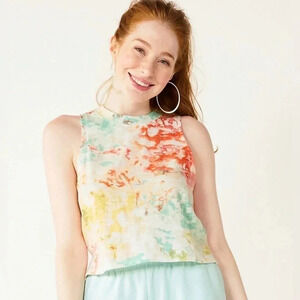 SO Juniors’ Tank Top Cropped High Neck in a Peach Tie Dye.  Size Large. NWT